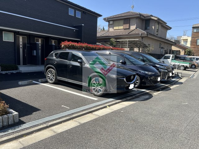 フォレストコートA棟の駐車場