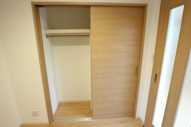 柏市旭町７丁目のアパートの収納