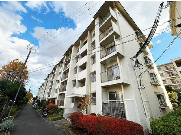 境谷西第２住宅団地第８号棟