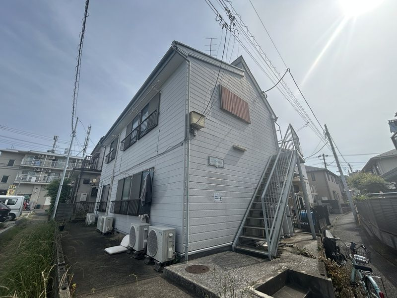 ユンカー横浜の外観