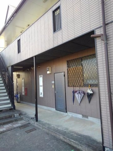 プリオール実丸Ａのエントランス