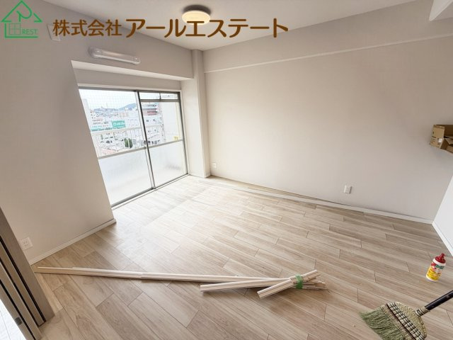 エバーグリーン車崎　　中古マンションの内装