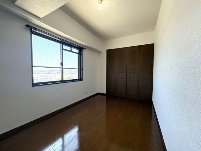 宝マンション滝ノ水第三の洋室|洋室約6.5帖