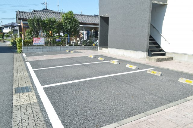 エクウスの駐車場|駐車場です