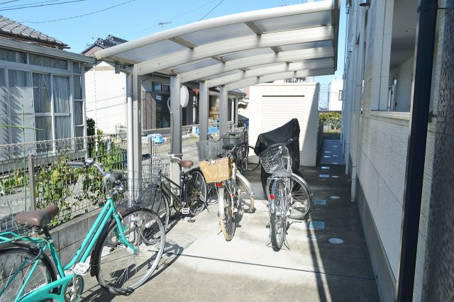 エクウスの駐車場|駐輪場です