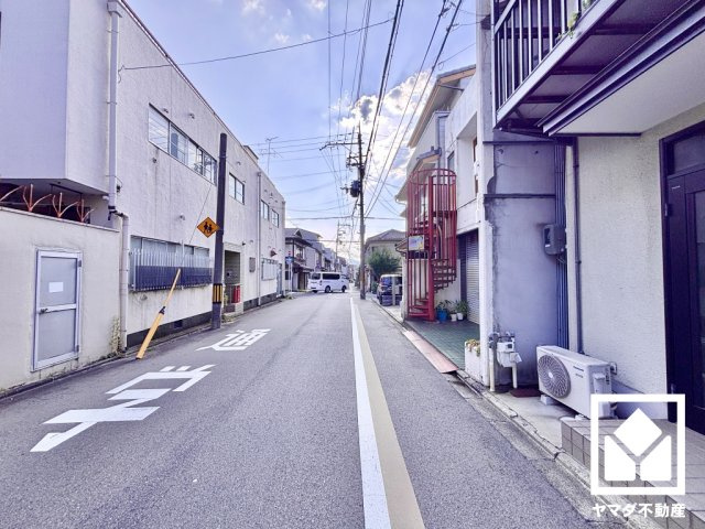 伏見区両替町１３丁目の前面道路含む現地写真
