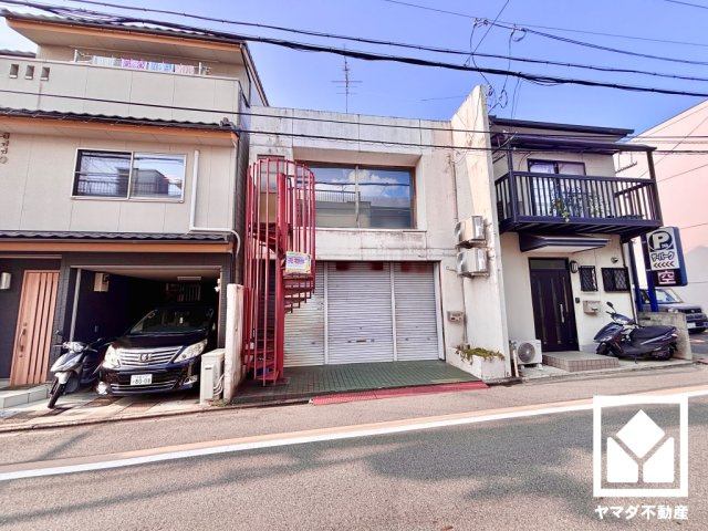 伏見区両替町１３丁目の外観
