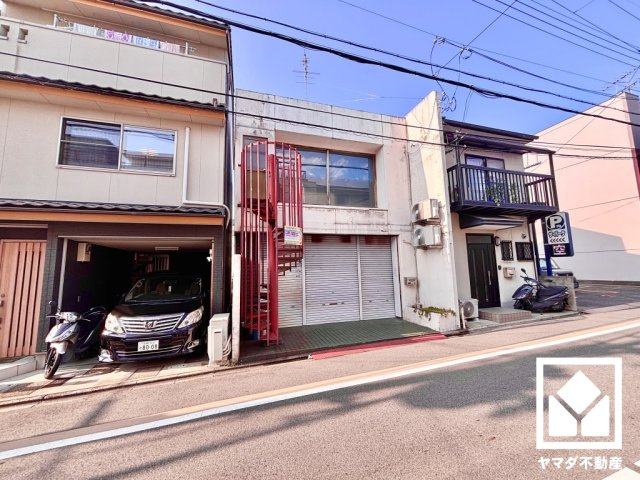 伏見区両替町１３丁目の外観