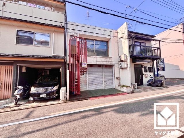 伏見区両替町１３丁目の外観