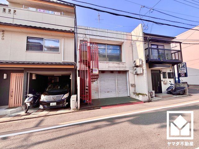 伏見区両替町１３丁目の外観