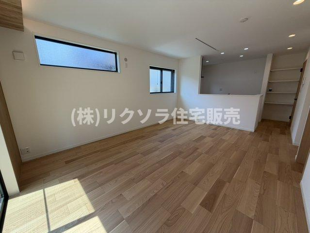 印田町　新築一戸建てのダイニング|LDK16.2帖
■物件内覧・資金計画相談・住宅ローン相談、リフォーム相談、お問合せ受付中■
※当日・翌日のご内覧、ご相談はお電話でのお問合せがスムーズです！