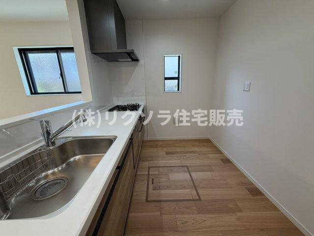 印田町　新築一戸建てのキッチン|LDK16.2帖
■物件内覧・資金計画相談・住宅ローン相談、リフォーム相談、お問合せ受付中■
※当日・翌日のご内覧、ご相談はお電話でのお問合せがスムーズです！