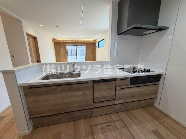 印田町　新築一戸建てのキッチン|カウンターキッチン
■物件内覧・資金計画相談・住宅ローン相談、リフォーム相談、お問合せ受付中■
※当日・翌日のご内覧、ご相談はお電話でのお問合せがスムーズです！