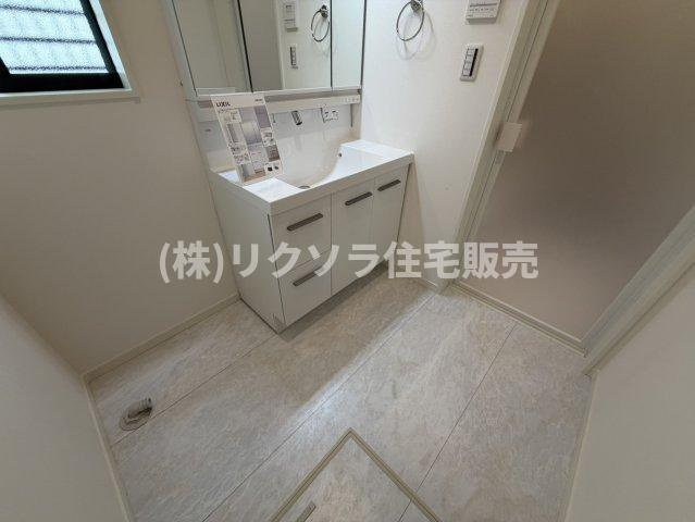 印田町　新築一戸建ての脱衣所|■物件内覧・資金計画相談・住宅ローン相談、リフォーム相談、お問合せ受付中■
※当日・翌日のご内覧、ご相談はお電話でのお問合せがスムーズです！