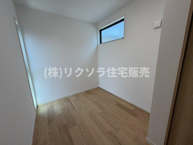 印田町　新築一戸建ての洋室|洋室4.0帖
■物件内覧・資金計画相談・住宅ローン相談、リフォーム相談、お問合せ受付中■
※当日・翌日のご内覧、ご相談はお電話でのお問合せがスムーズです！