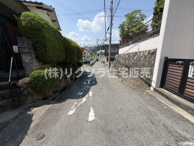 印田町　新築一戸建ての前面道路含む現地写真|前道　北東　幅員4.0ｍ
■物件内覧・資金計画相談・住宅ローン相談、リフォーム相談、お問合せ受付中■
※当日・翌日のご内覧、ご相談はお電話でのお問合せがスムーズです！