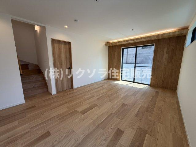 印田町　新築一戸建ての居間・リビング|LDK16.2帖
■物件内覧・資金計画相談・住宅ローン相談、リフォーム相談、お問合せ受付中■
※当日・翌日のご内覧、ご相談はお電話でのお問合せがスムーズです！