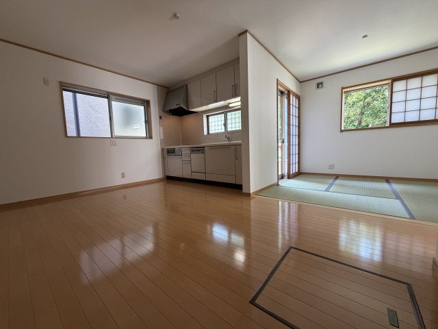 【居間・リビング】の画像