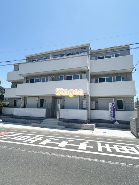 ルピナス東門前の外観