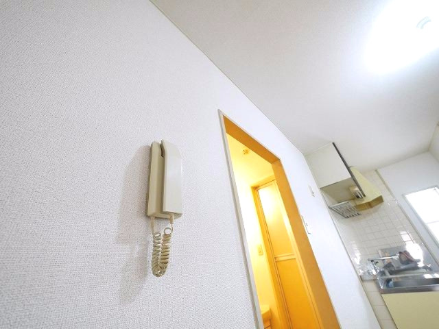 エメロードエムのセキュリティ|インターホンが付いてます。