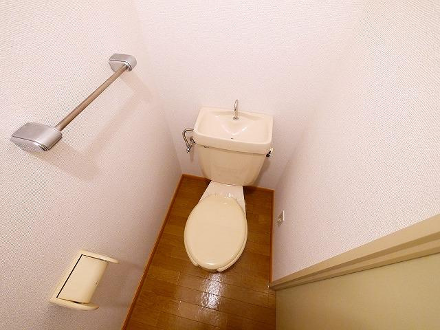 エメロードエムのトイレ|落ち着いた色調のトイレです