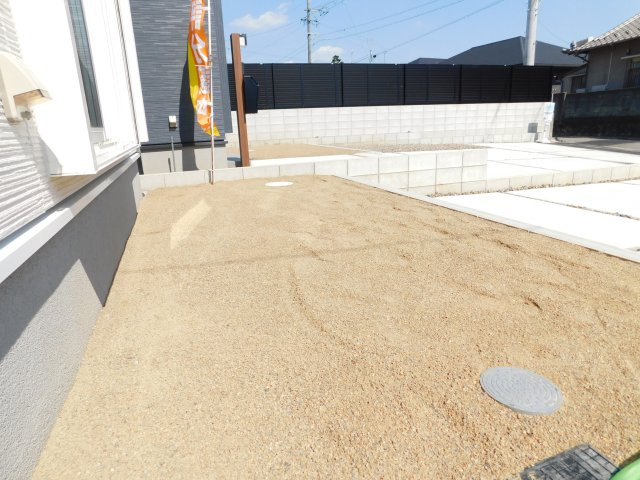 清須市阿原星の宮の新築一戸建の庭|◇庭◇　　南面で陽当たり良好な庭付き♪