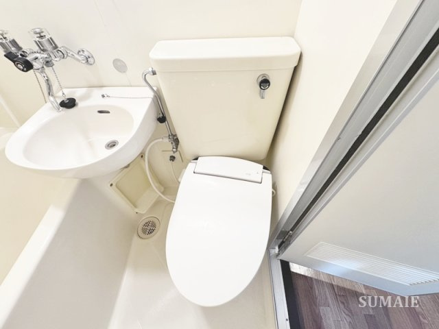 アーバンコロニー滝野川のトイレ|トイレはウォシュレット付きです☆