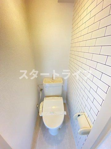 大阪市東淀川区東中島１丁目の賃貸マンションのトイレ