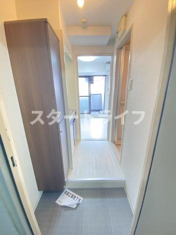 大阪市東淀川区東中島１丁目の賃貸マンションの玄関