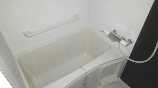 クレイノラヴィベールの浴室|コンパクトで使いやすいお風呂です