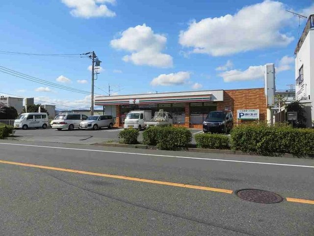 コンコルドの周辺|セブンイレブン多摩和田3丁目店まで700m