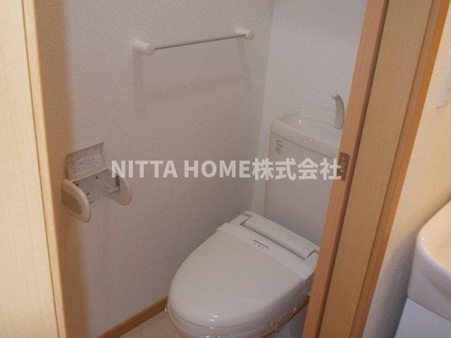 豊岡市中陰のアパートのトイレ|もちろん、ウォシュレット付き♪