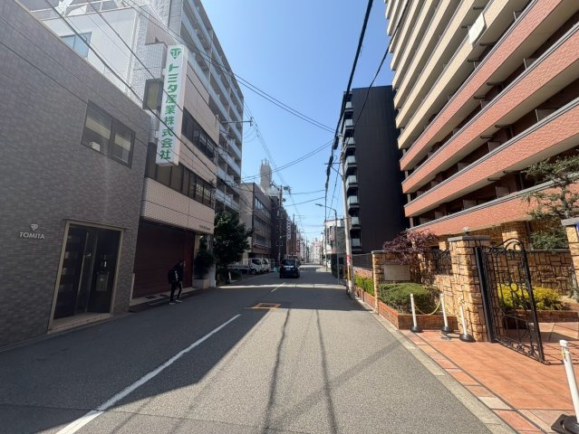 アーバネックス西長堀の駐車場