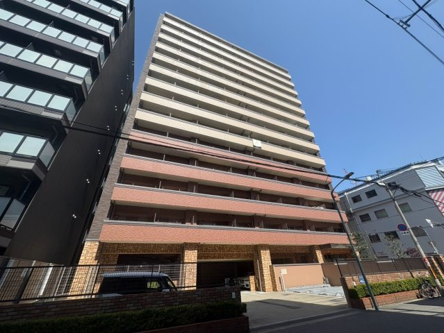 アーバネックス西長堀の外観