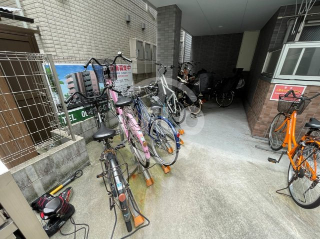 メゾンキコー田辺のその他共用部分|メゾンキコー田辺　駐輪場