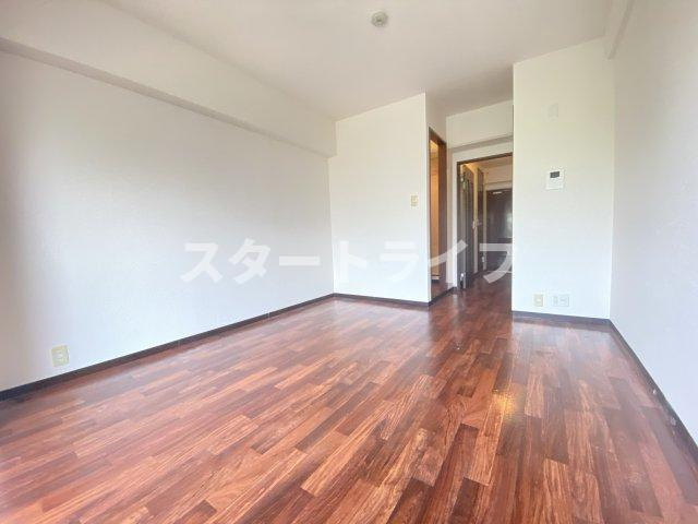 大阪市東淀川区東中島４丁目の賃貸マンションの寝室