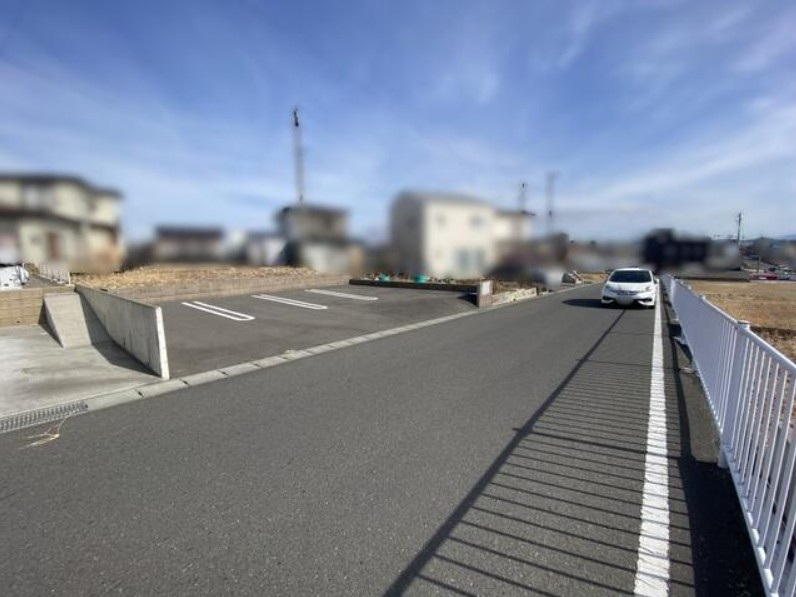 郡山市 富田西５丁目 住宅用地の前面道路含む現地写真
