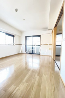 【洋室】 | アプローズ | 洋室のお部屋です。