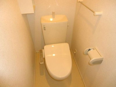 【トイレ】 | グランデール興浜Ⅰ | 落ち着いた色調のトイレです