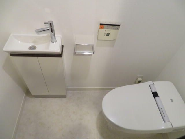 エアライズタワーのトイレ