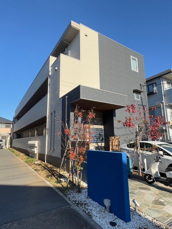 ルミエール藍の画像