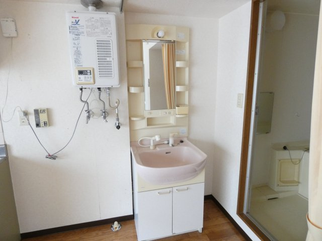 セノンハイツの洗面所