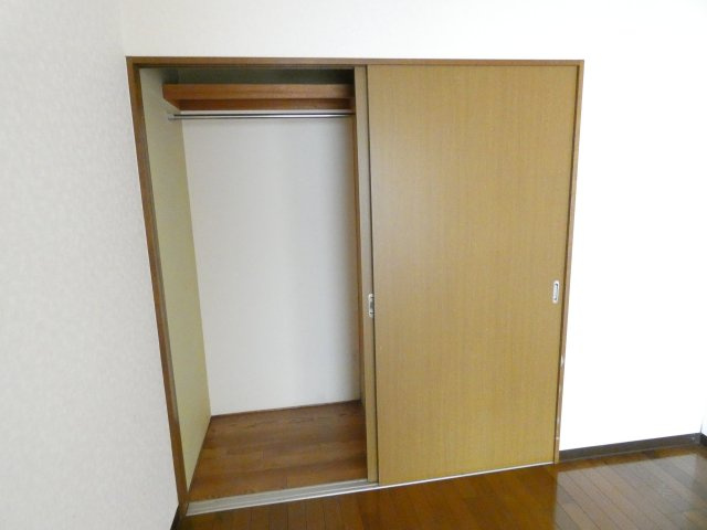 セノンハイツの収納