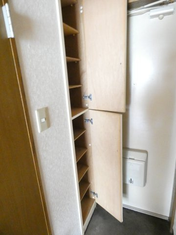セノンハイツの収納