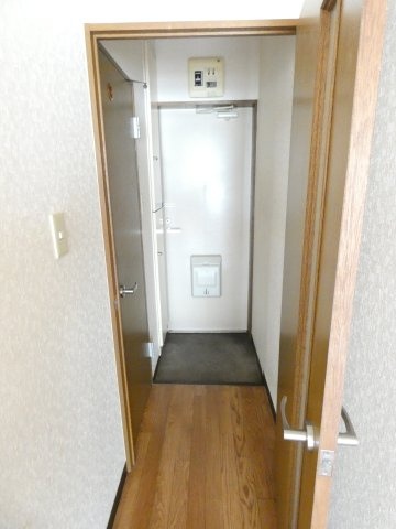 セノンハイツの玄関