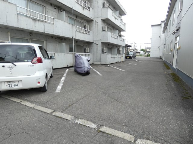セノンハイツの駐車場