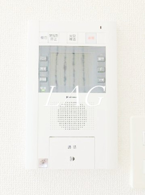 【セキュリティ】 | セントパレス池袋 | モニター付きインターホンです。