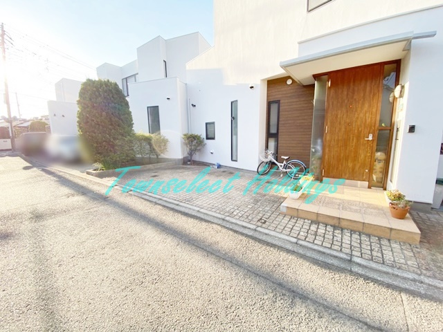 藤沢市鵠沼海岸７丁目のテラスのエントランス