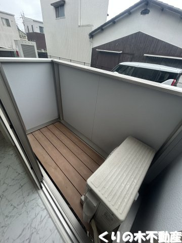 【バルコニー】 | Nefuelt | 暖かな日差しのふりそそぐバルコニー