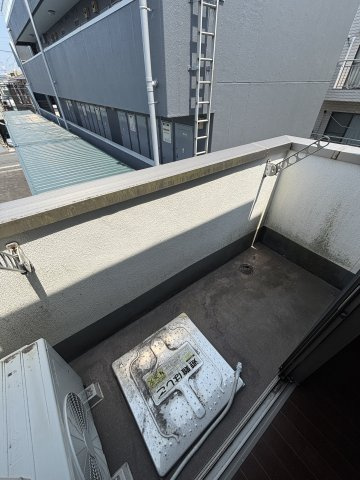 【バルコニー】